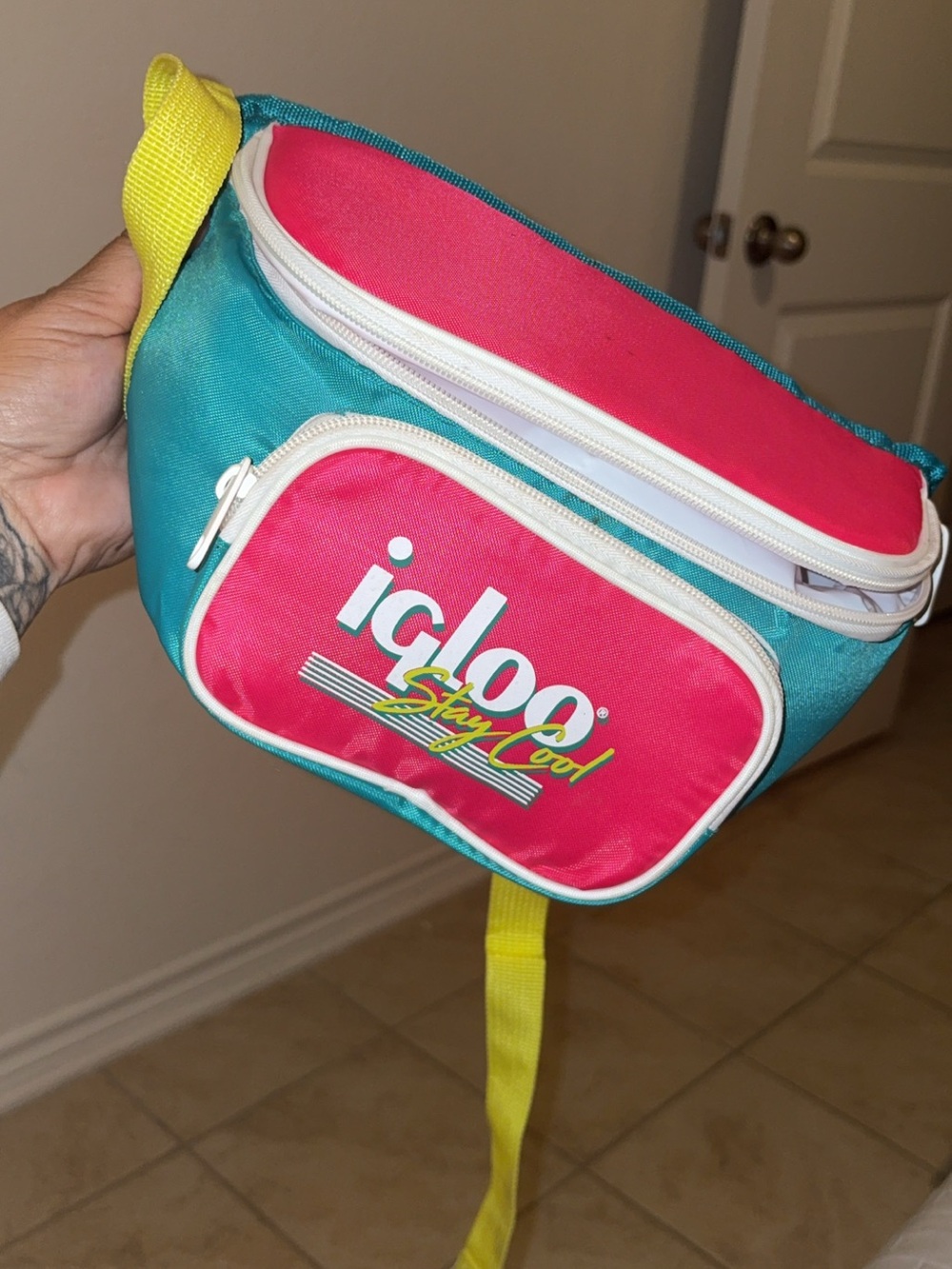 Igloo Teal, Pink & Yellow Retro Waist Pack